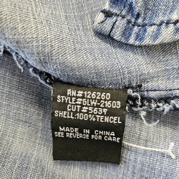 Velvet Heart Long-Sleeved Denim Shirt - Picture 3 of 5